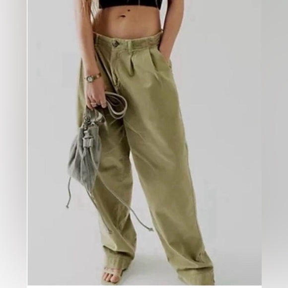 Free People Olive Green Women's Pants Size 8 - Picture 1 of 5